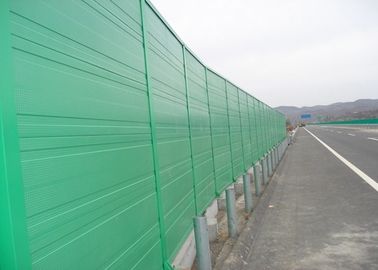 Vertical noise barrier